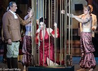 Artur Ortens, Ursula Pfitzner